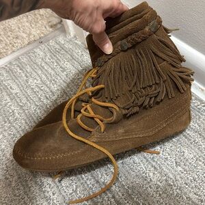 SUEDE MOCCASIN BOOTY